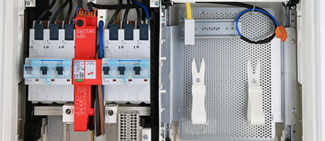 Hausanschluss, Zähler und Unterverteiler bei Elektrotechnik Christian Graf in Schwandorf, Deutschland