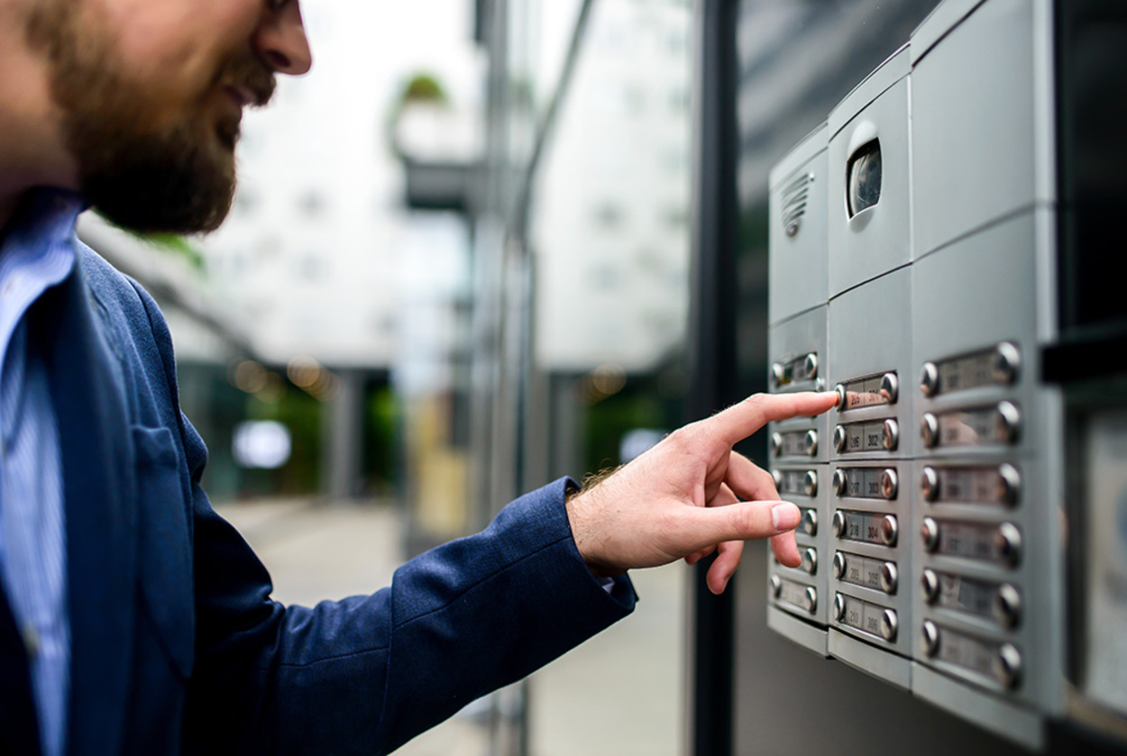 Sprech­anlagen bei Elektrotechnik Christian Graf in Schwandorf, Deutschland